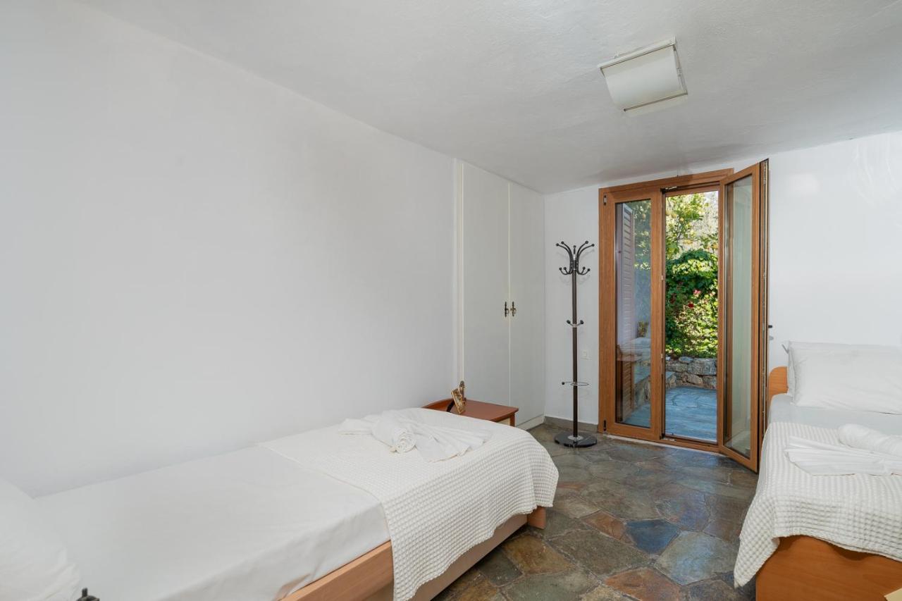 Villa Beis Pórto Ráfti Екстериор снимка